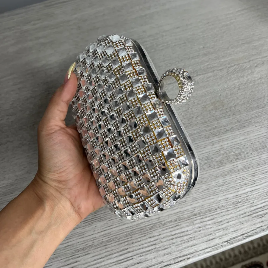 کیف دیتی و دوشی مجلسی