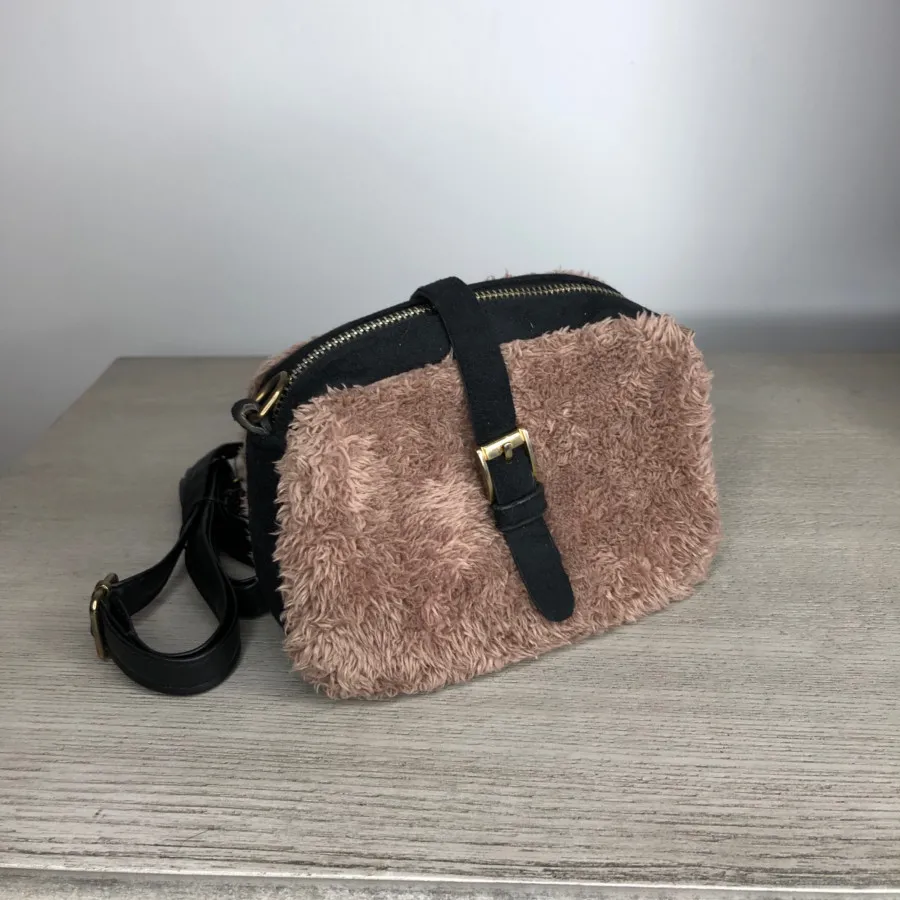 کیف دوشی کوچیک