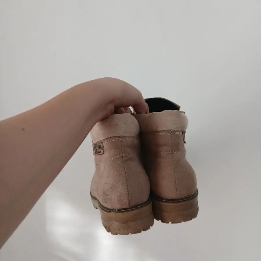 نیم بوت نسکافه ای
