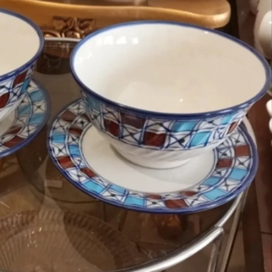 ست کاسه و پیش دستی