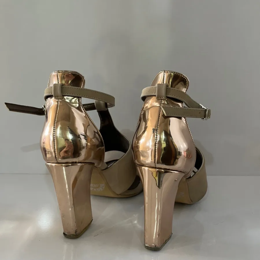 کفش مجلسی