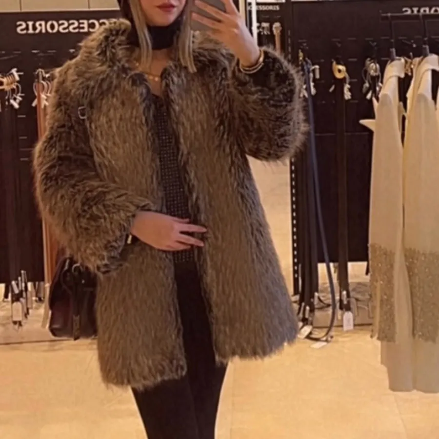 کت برند moschino