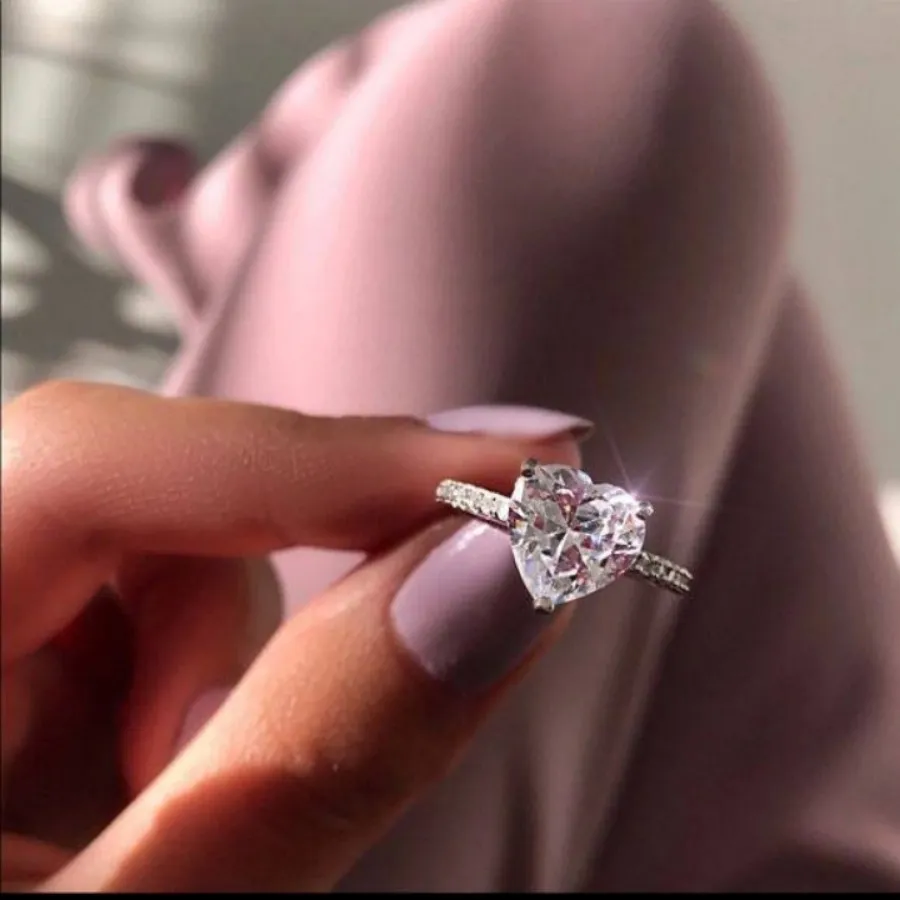انگشتر جواهری