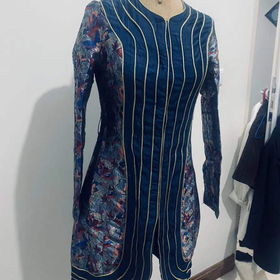 مانتو کتی شیک