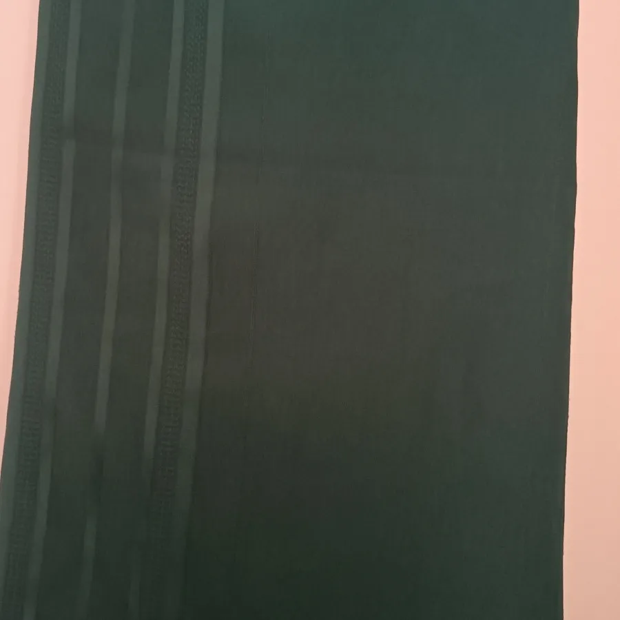 ? رومیزی سبز تیره