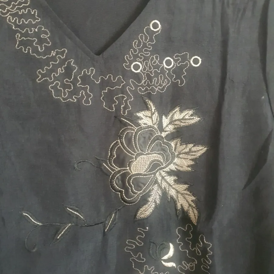 بلوز وتونیک