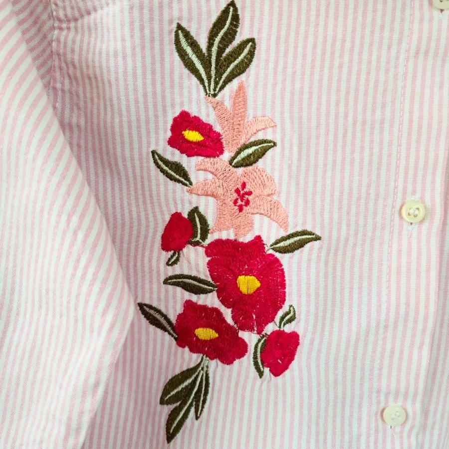 شومیز گلدوزی