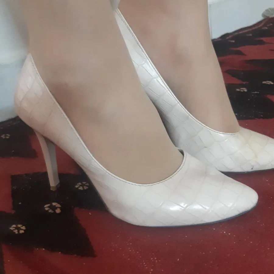 کفش مجلسی پاشنه دار