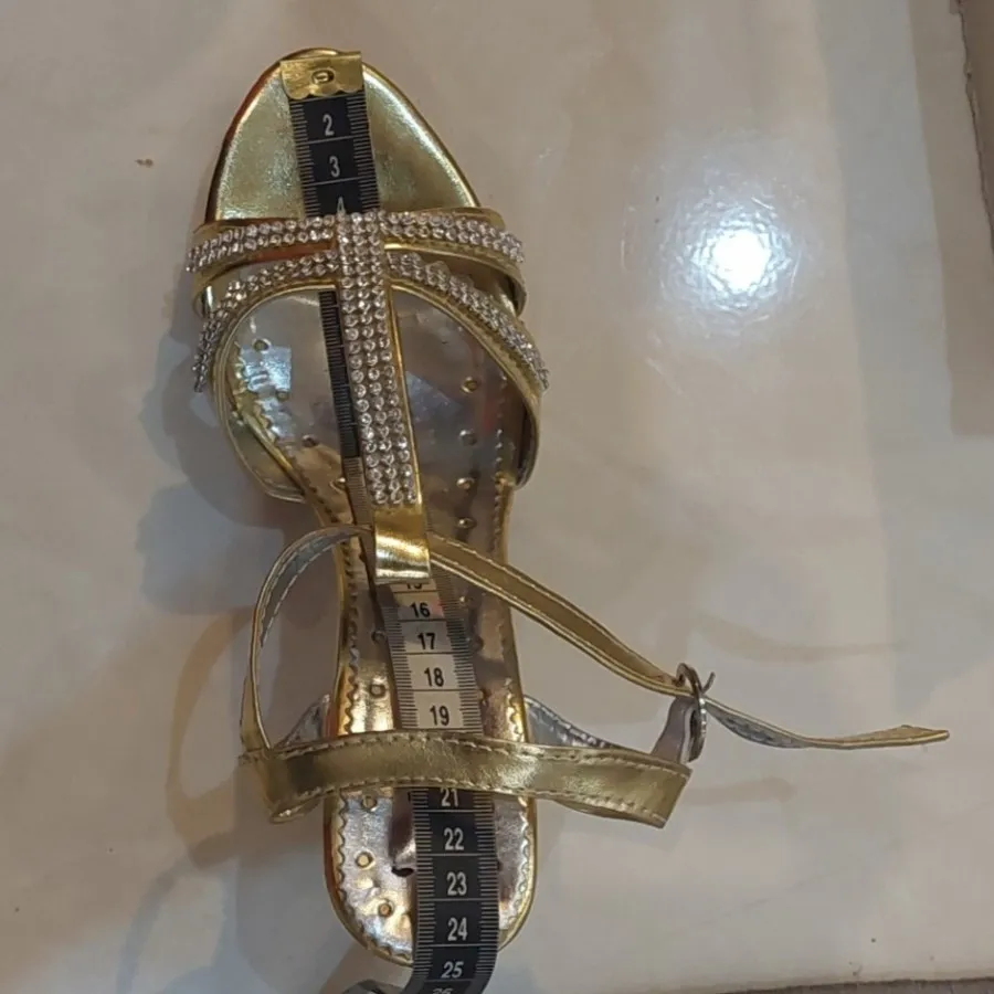 کفش مجلسی طلایی