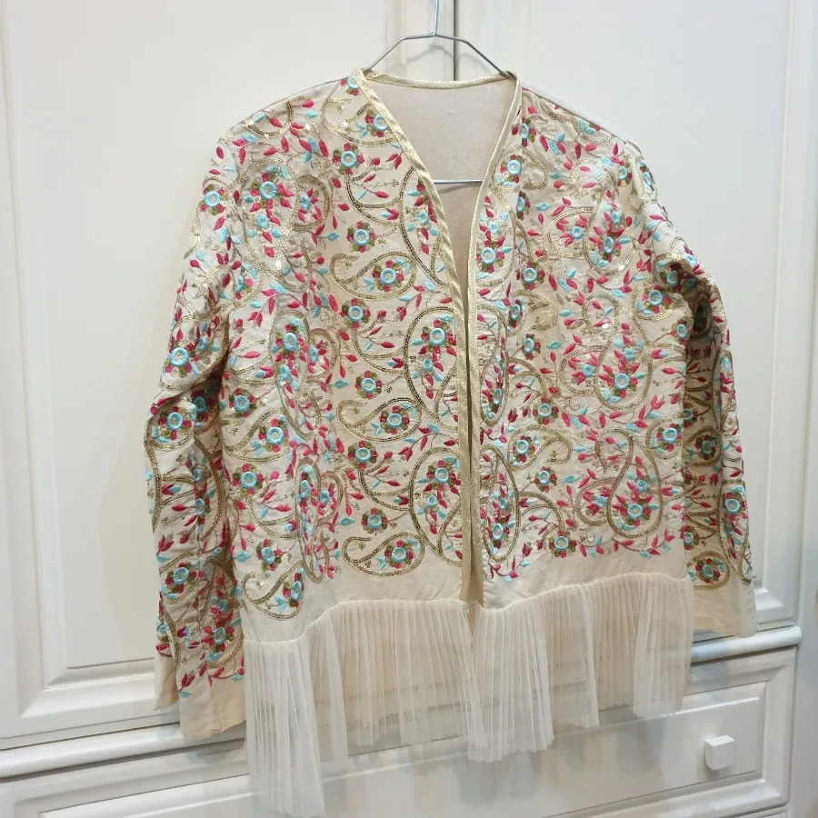 کت لینن گلدوزی شده