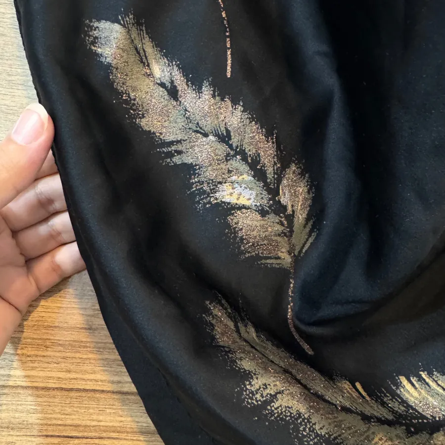 روسری ابریشم پر