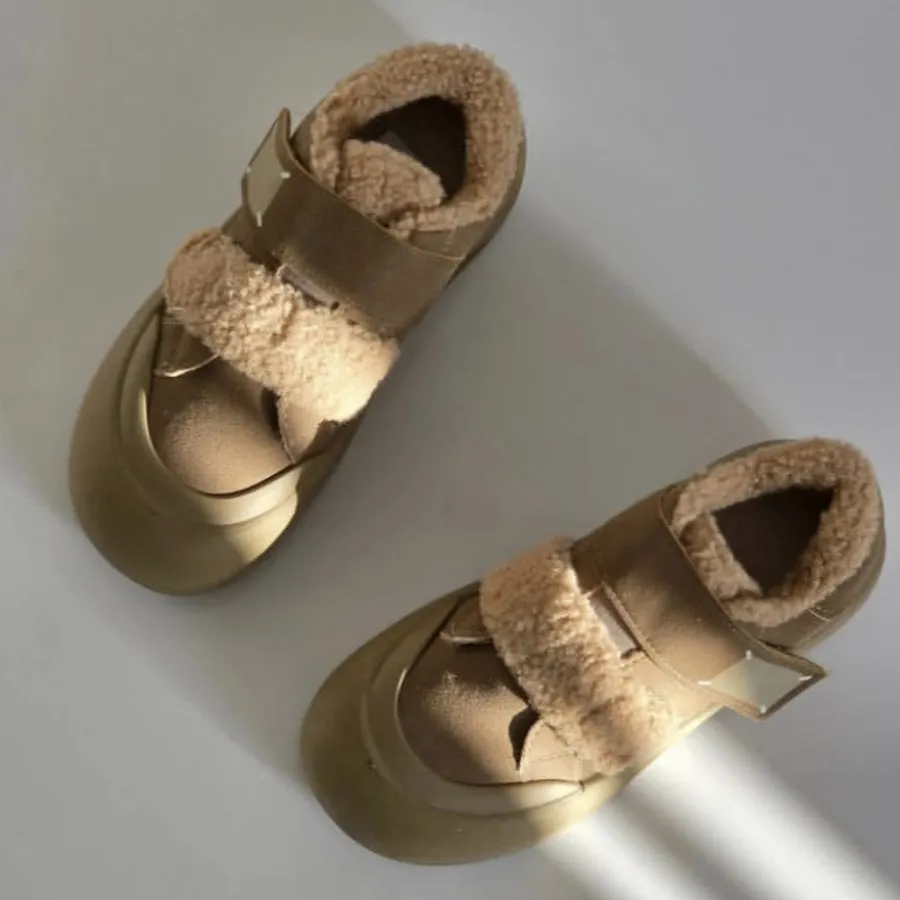 کتونی دو چسب