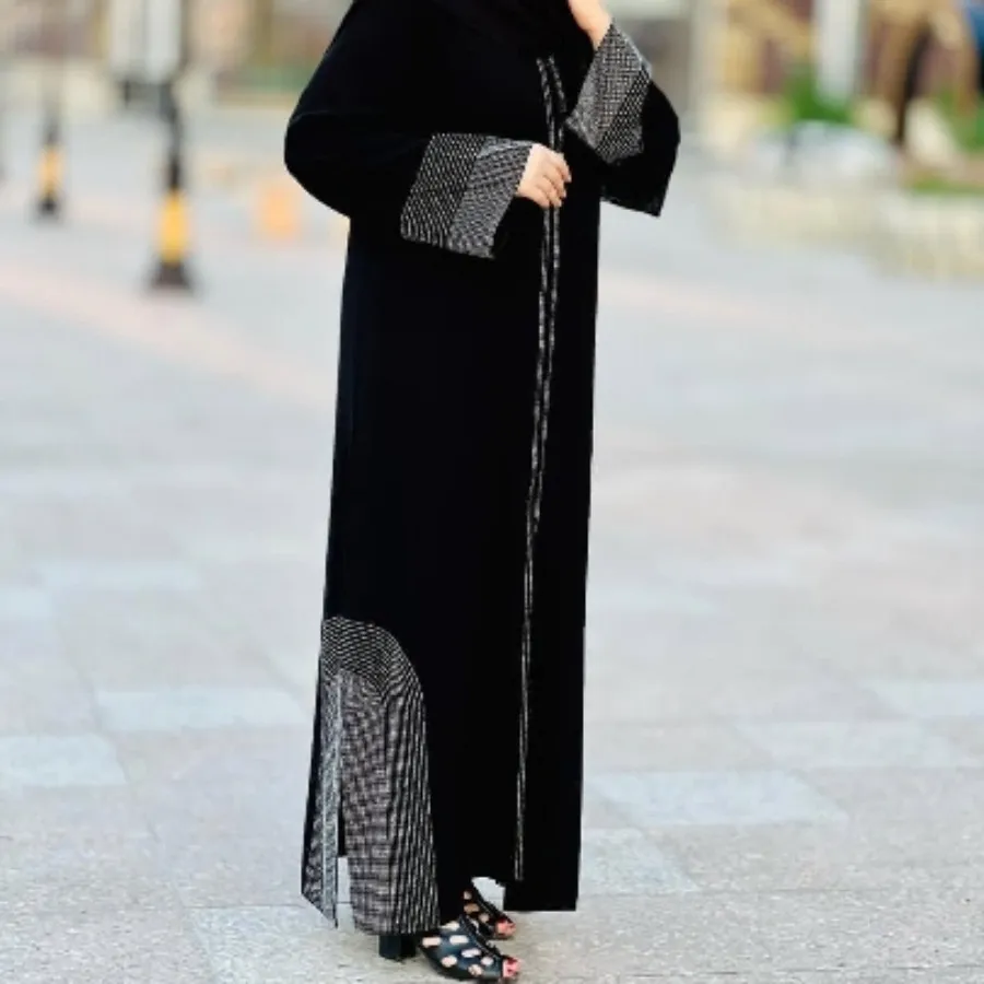 عبا نگین دار