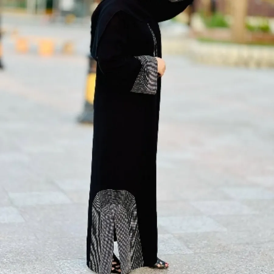 عبا نگین دار
