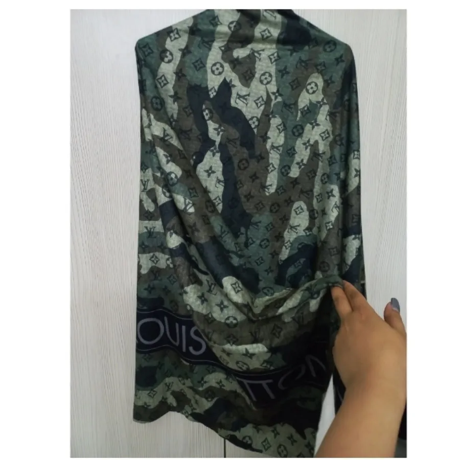 شال سبز چیریکی موهر پاییز
