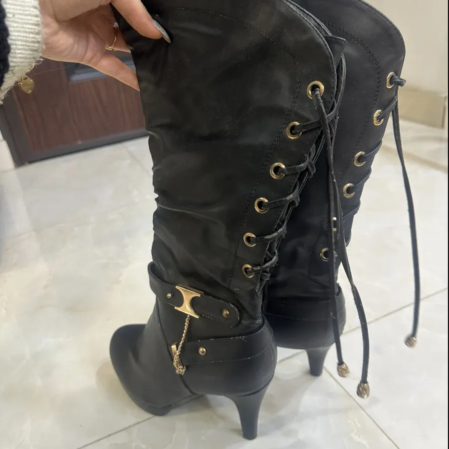 بوت زنانه