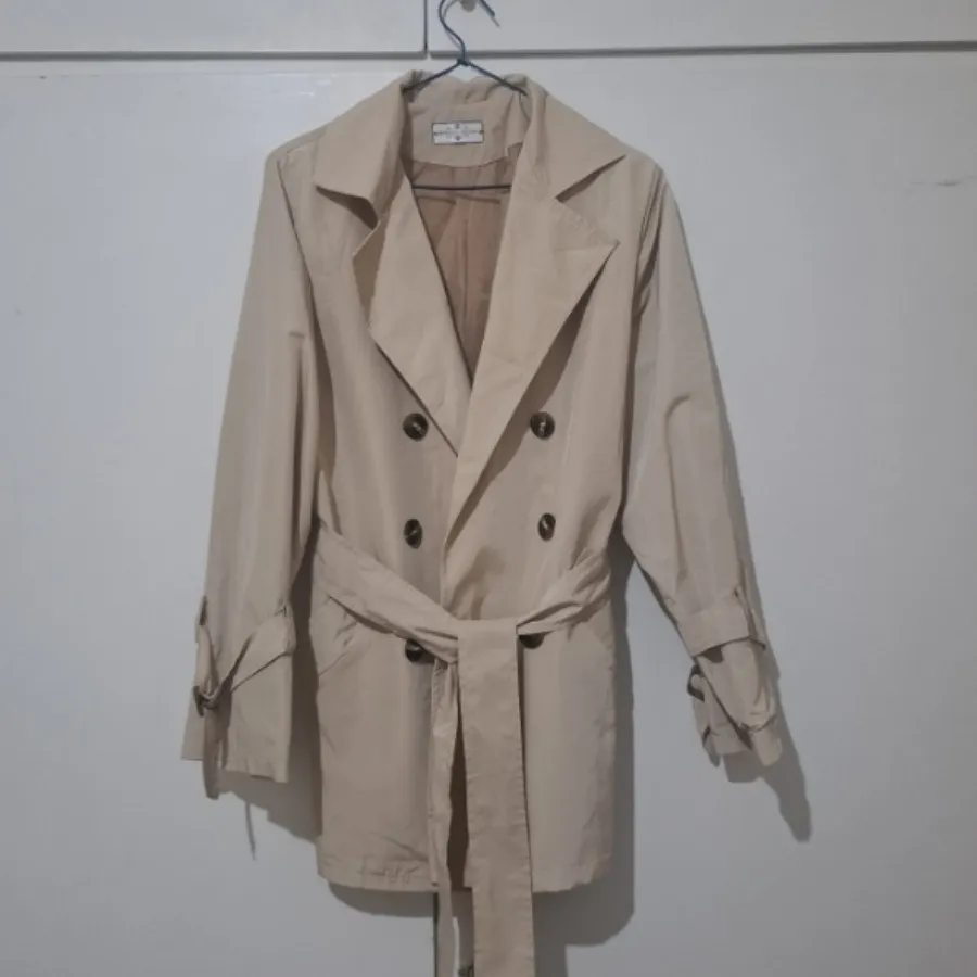 Trench coat