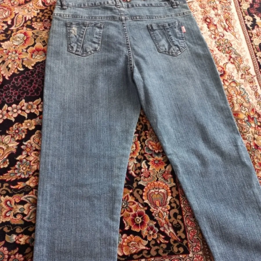 شلوار لی Levis