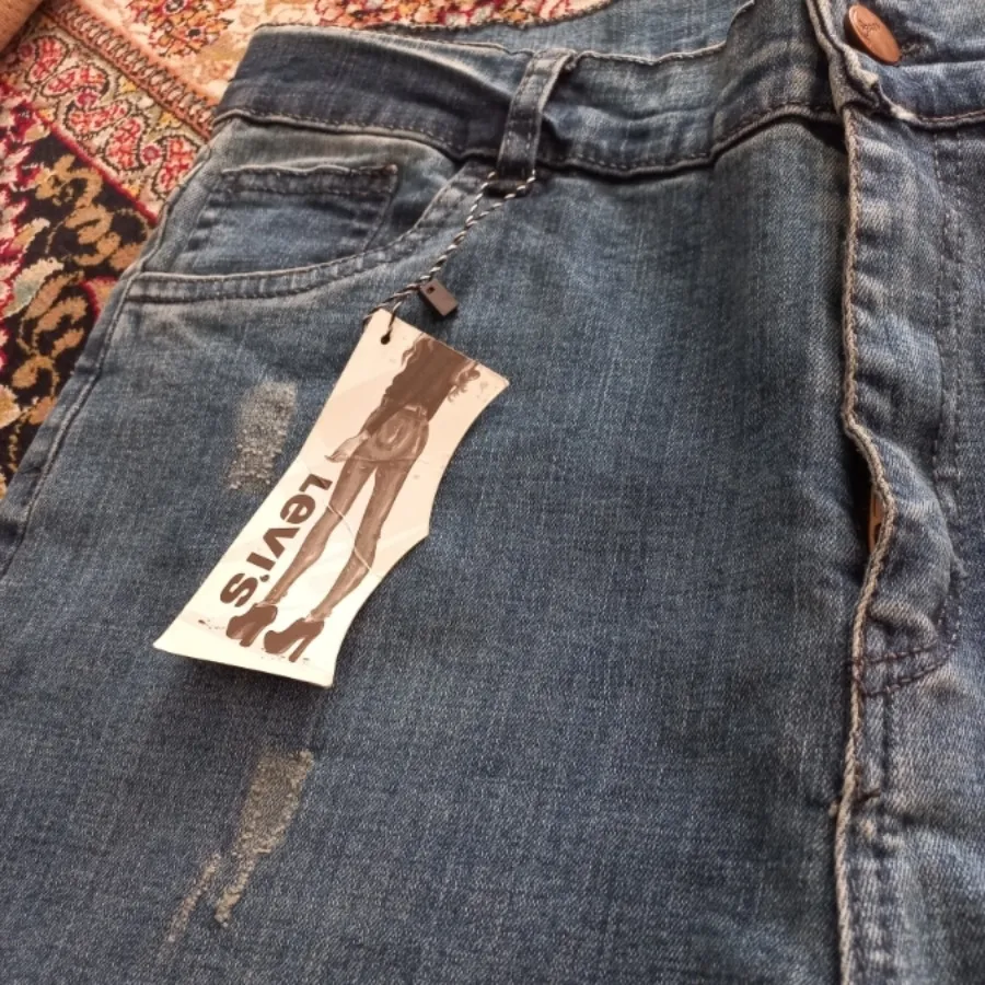 شلوار لی Levis