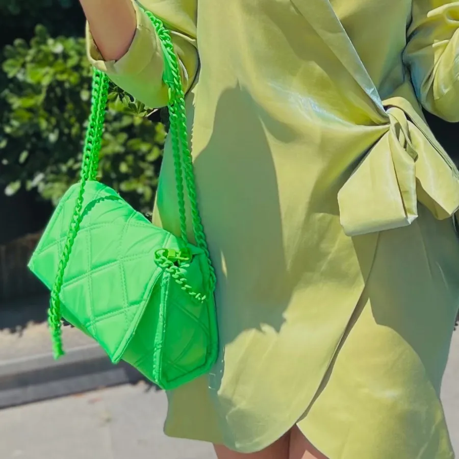 کیف سبز نیون Stradivarius