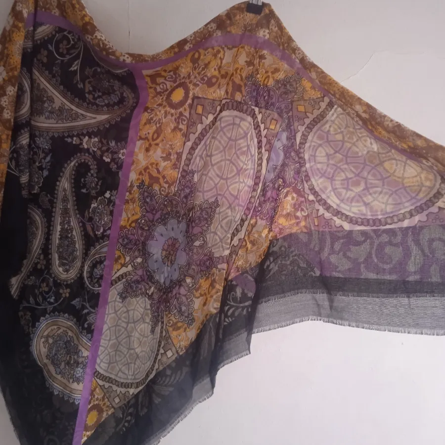 روسری نخی سبک