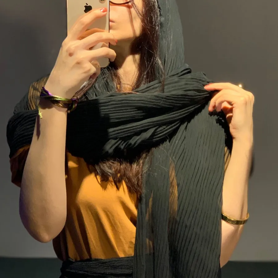 شال مشکی