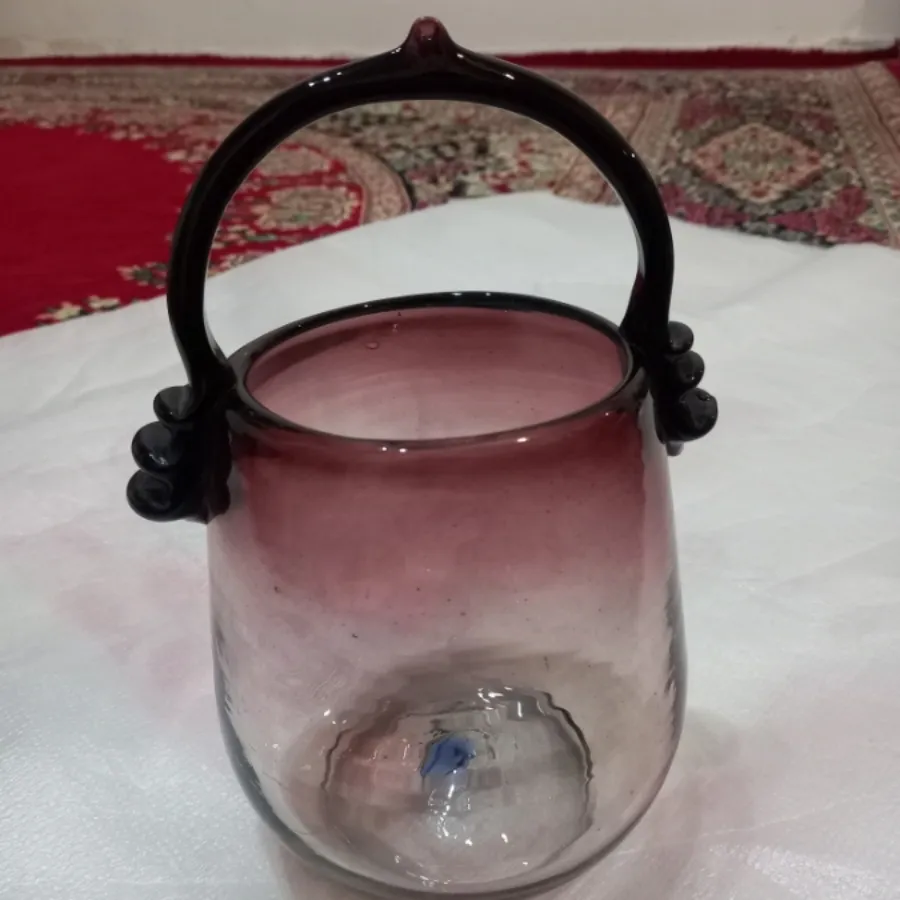 گلدان یا تنگ ماهی