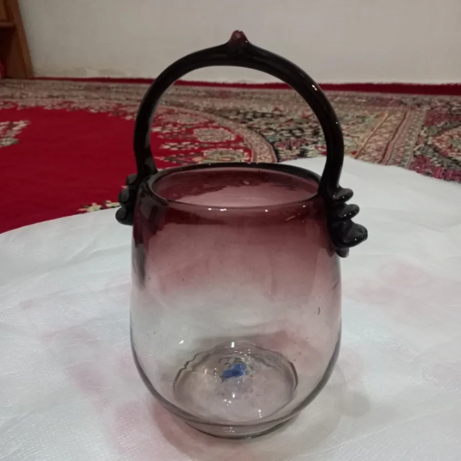 گلدان یا تنگ ماهی