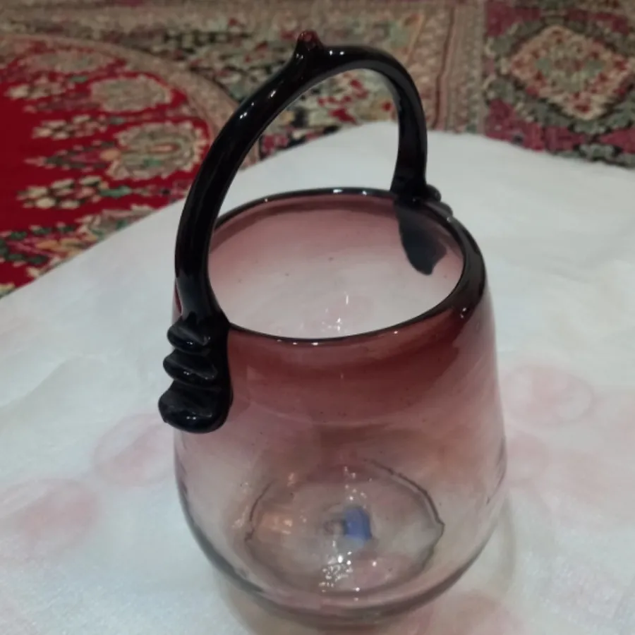گلدان یا تنگ ماهی