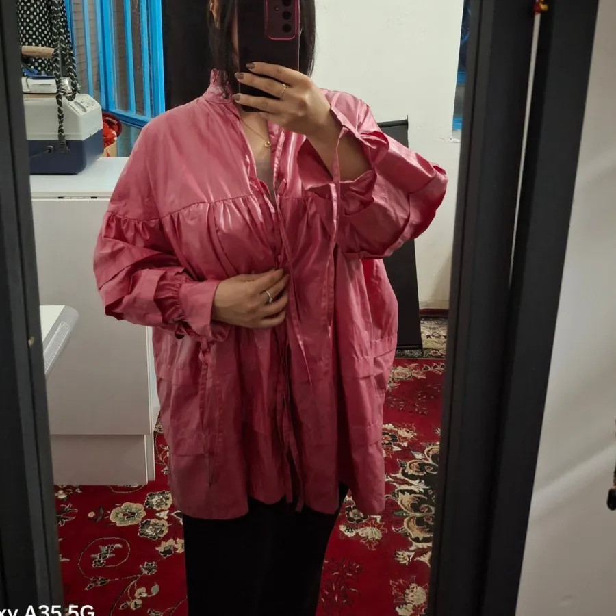 بارانی صورتی