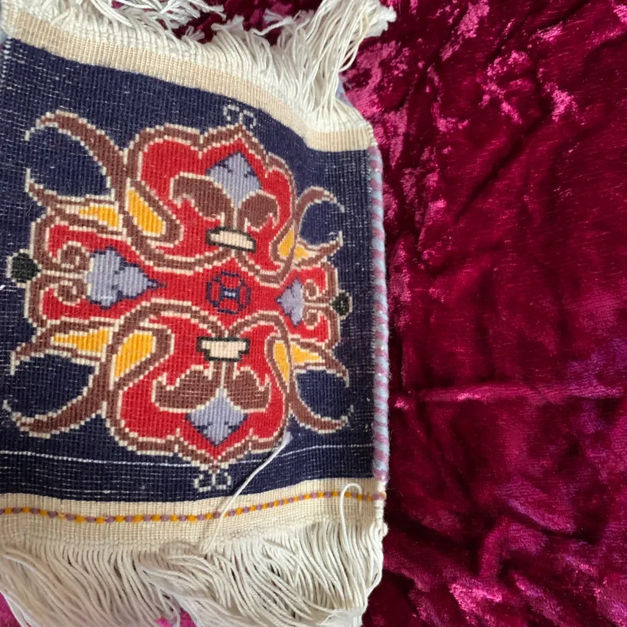 فرش دستباف دکوری