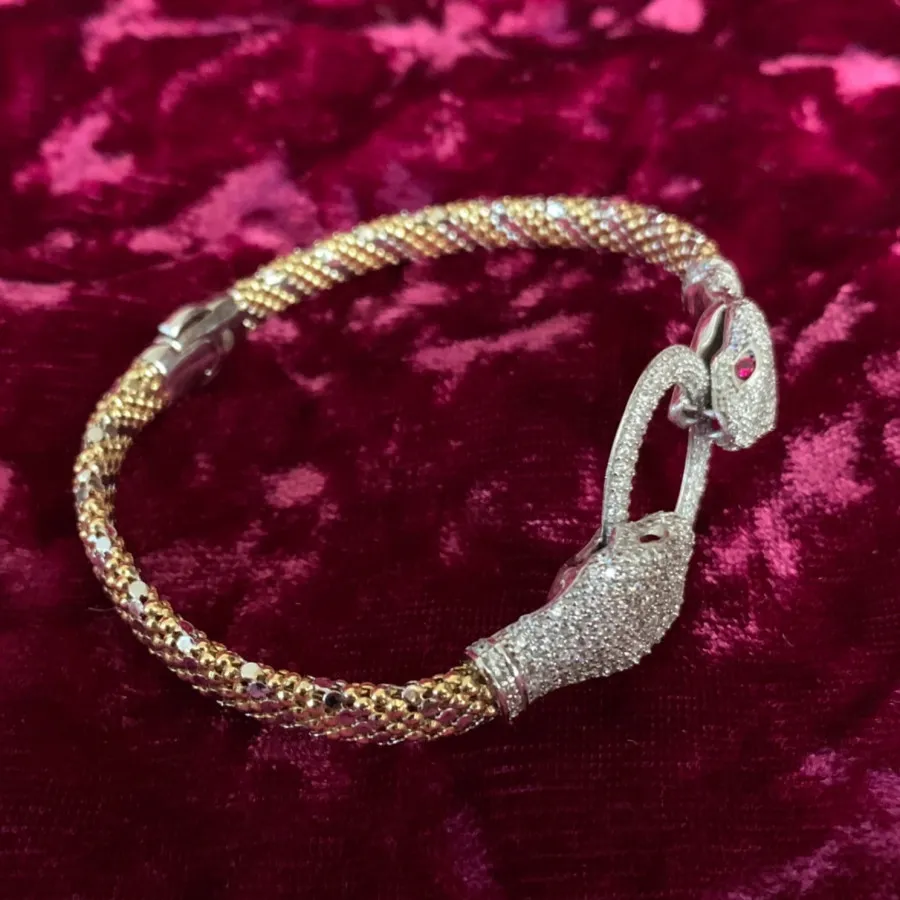 دستبند ماری