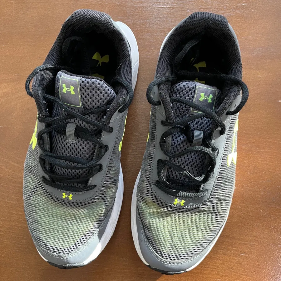 کتونی برند under armour