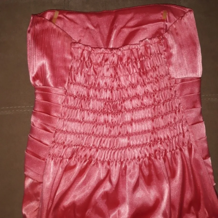 پیراهن دکلته