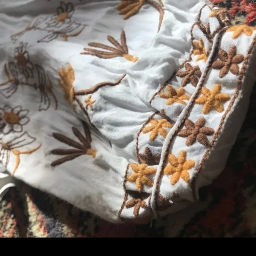 شومیز گلدوزی
