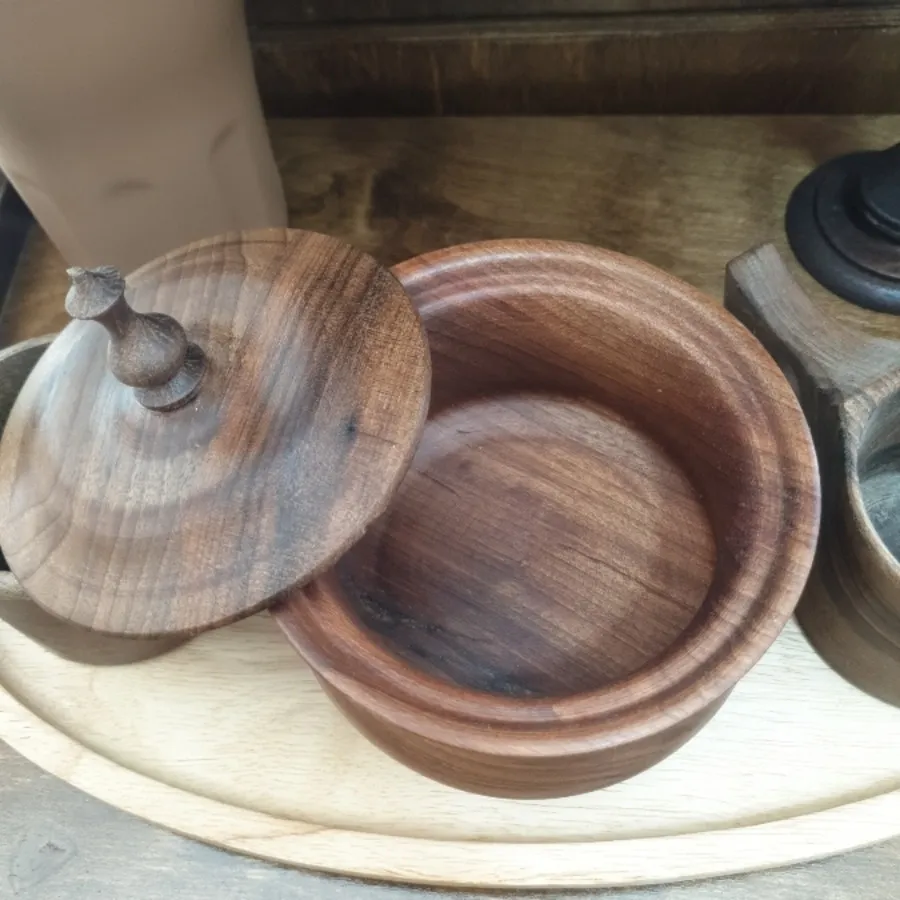 شکلات خوری
