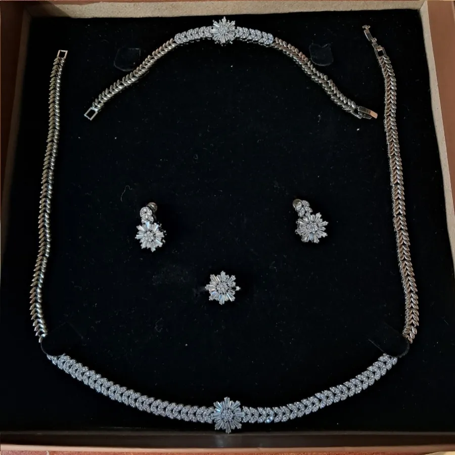 سرویس طرح جواهر