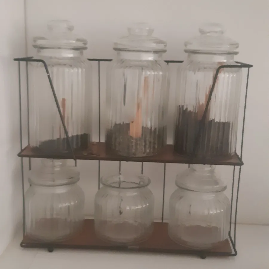 استند