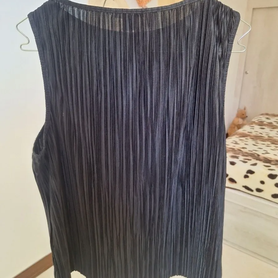 تاپ پلیسه برند H&M ترکیه