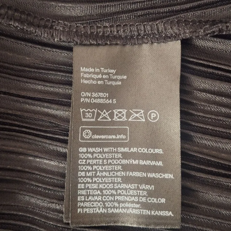 تاپ پلیسه برند H&M ترکیه