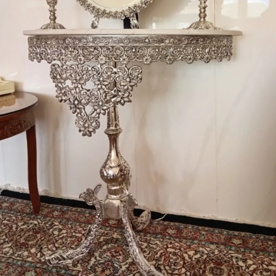 آینه و شمعدان