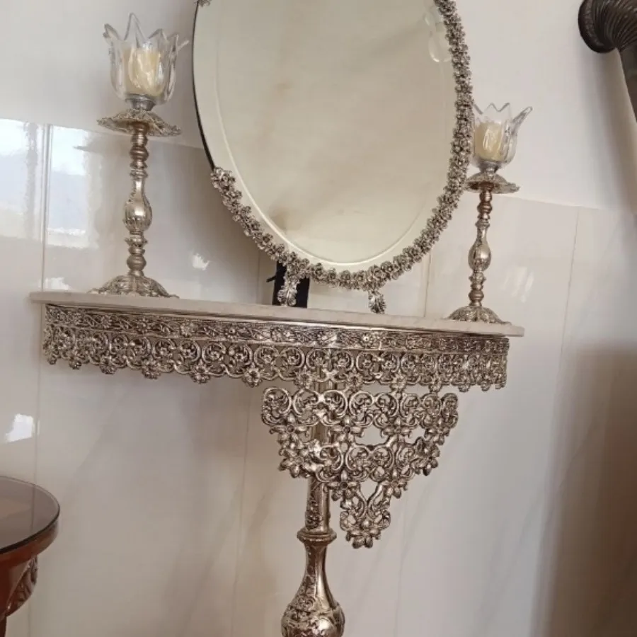 آینه و شمعدان