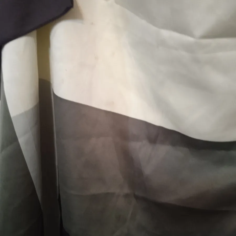 روسری ساتن