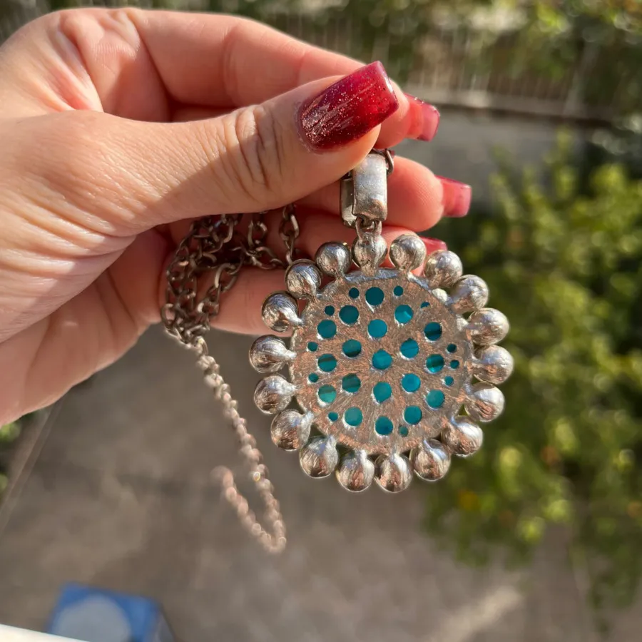 گردنی زنانه