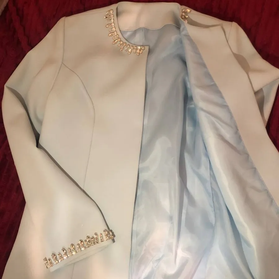 کت و شلوار(نامزدی)