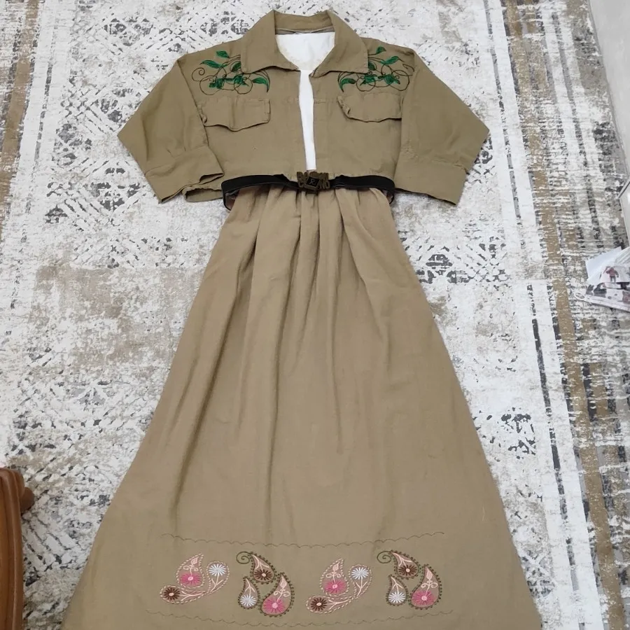 کت و دامن گلدوزی