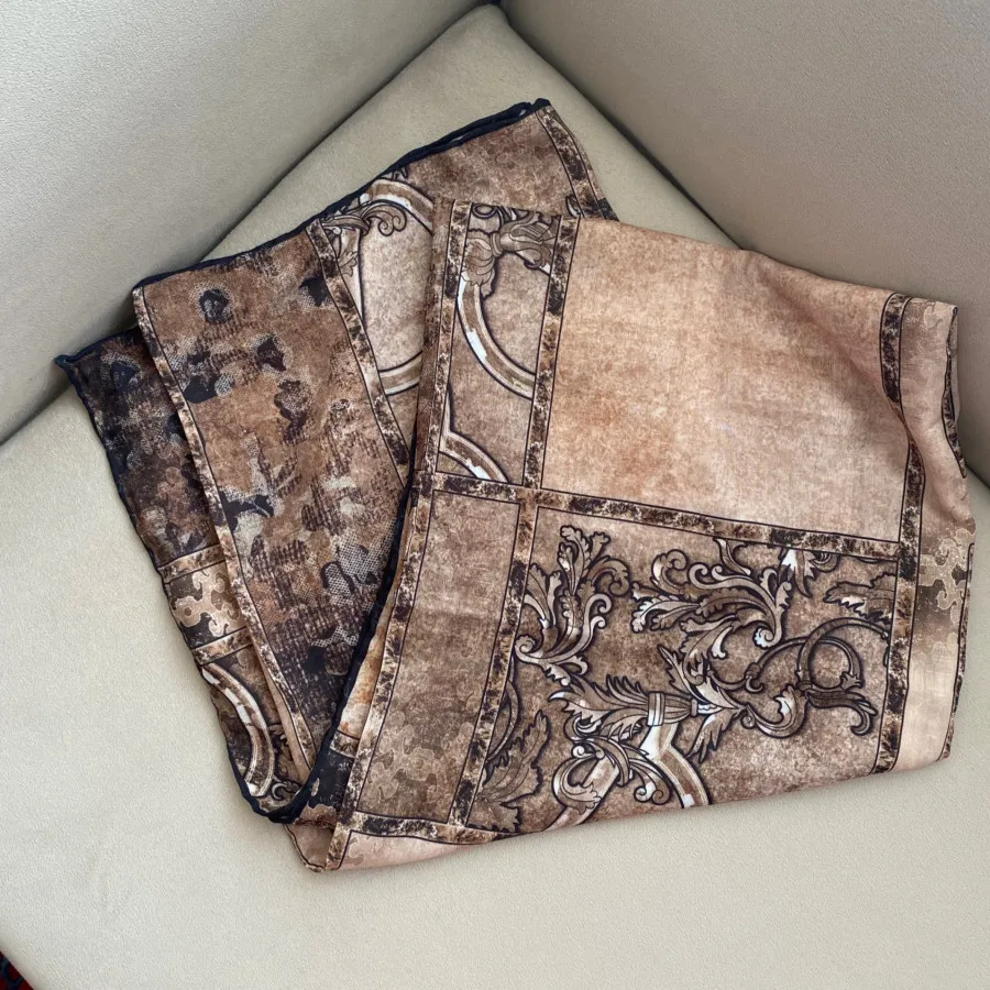 روسری قواره بلند