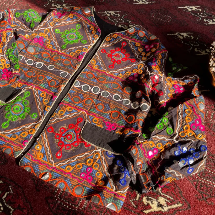 کت سوزندوزی