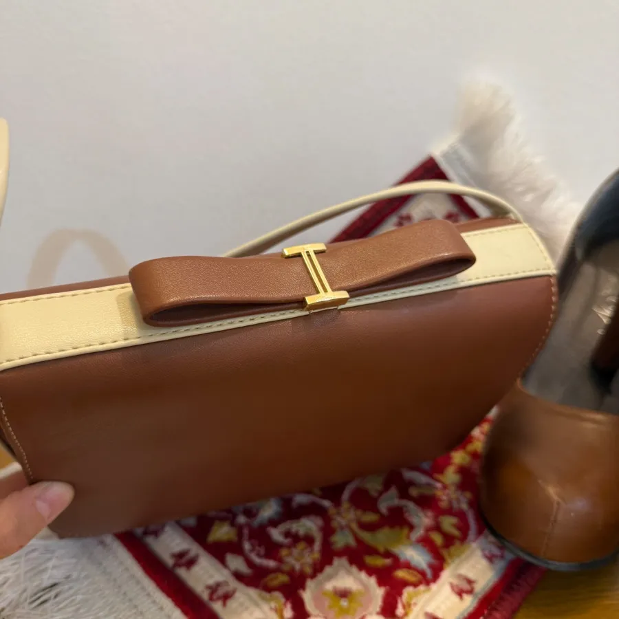 ست کیف و‌ کفش قهوه‌ای