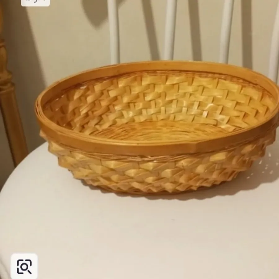 سبد چوبی نان و میوه